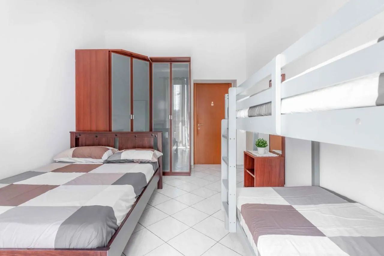 Its Home - Monza 109 Milan Italy